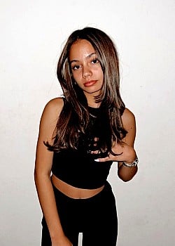 Zoe Manoek